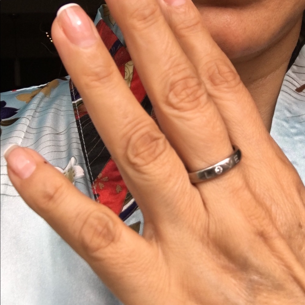💍Engraved Beautiful Ring💍